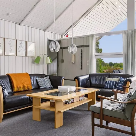 펜션 Helene - 1-1km From The Sea By Interhome *